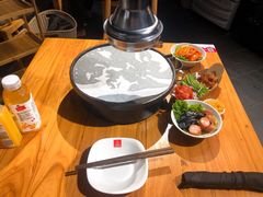 餐具摆设-么肆烤肉(汉街形象店)