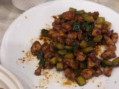 -鑫巴蜀小镇 · 水煮鱼专研店(玉桥店)