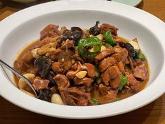 泰山炒鸡-岱宗食八盘(丽景新天地店)