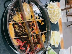 -铜元老码头鳝鱼火锅