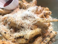 雪花芝士黑松露炸薯条-MIKAKU(万达广场上海宝山店)