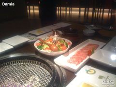 三文鱼色拉-金柚子韩国烤肉(威宁路店)