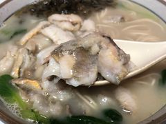 招牌黄鱼面-明呈黄鱼面馆(斜土路店)