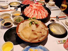 -泓炙颐凤鲜海鲜火锅料理(桐乡店)