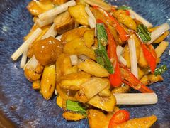 -半山腰·云南菜(侨福芳草地店)
