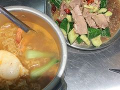 -马路牙子烧烤音乐酒馆(望京店)