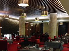 -粤尚腾香居中餐厅(首都机场希尔顿店)