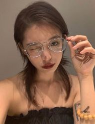 -AYO SALON