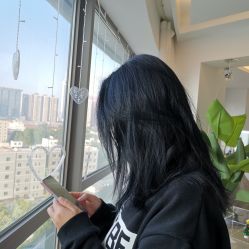 -E.L.K造型momopark店
