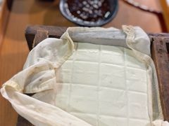 -刘姐啤酒鱼民族演艺餐厅(西街总店)