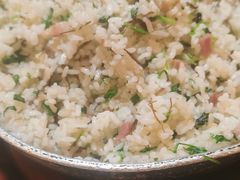 -侬佳蒸菜馆(听潮店)