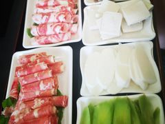 -鱼众不同·鸡公煲·烤全鱼(国顺路店)