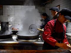 -陈仓老街美食天地