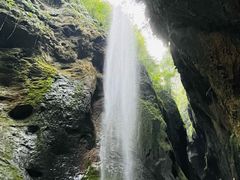 -龙水峡地缝景区