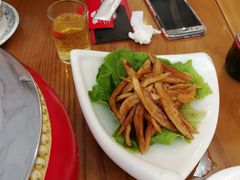 -鲁小三·大骨自助(金山总店)