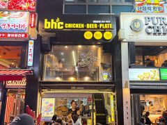 -BHC炸鸡(明洞总店)