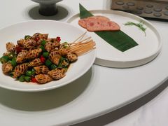 -红鼎豆捞·非遗鲍皇汤火锅(宝丰路店)