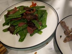 荷兰豆炒腊味-粤·啫啫