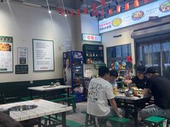 -晓彭肥肠鸡·泡椒鸡火锅(水木天地店)