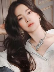 -Eling伊林彩妆·化妆培训(河西奥体店)