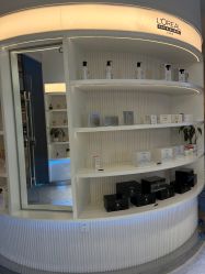 -PE SALON