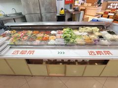 -红渡小香·牛肉麻辣香锅(车站南路店)