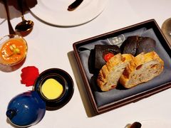 餐前面包配水果黄油-Wei菋·Le Bistrot