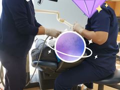 -瑞尔齿科(上海长风大悦城店)