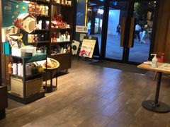 -星巴克臻选(武汉首义汇店)