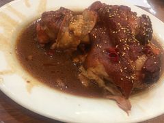 -巷子深菜馆·津门肘子(滨海店)