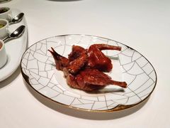 脆皮妙龄鸽-新荣记(建国门外大街店)
