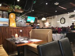 大堂-日进一片海.生腌海鲜火锅.宵夜烧烤(三里屯总店)