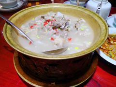 -窄巷子陕菜馆·地道陕西菜(粉巷店)