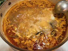 -毛辣果·贵州红酸汤牛肉火锅(西单店)