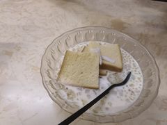 -啰啰冰屋(景洪总店)