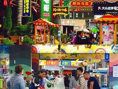 -三亚火车头万人海鲜广场