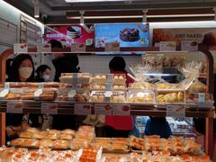 面包甜点陈列柜-多乐之日(长江南路地铁站店)