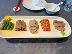 -HOMES上海本帮菜(襄阳公园店)
