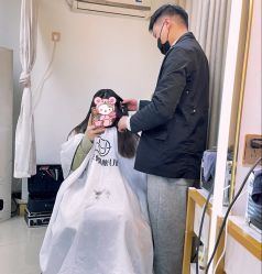 -IU潮牌·SALON