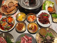 -草家酱蟹炭火烤肉店(珲春南路一店)