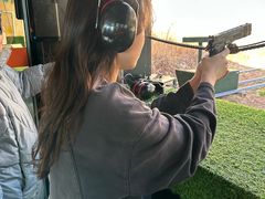 -猎鹰谷实弹射击俱乐部