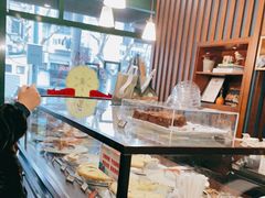 面包甜点陈列柜-Pie Bird(新闸路店)