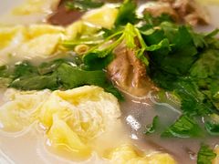油豆腐鸭血粉丝汤-小杨生煎(湟普汇店)