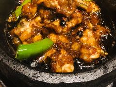石锅杭椒牛蛙-桂满陇天书(南京德基旗舰店)