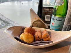 -Da Ivo哒伊沃意大利魔镜餐厅(外滩店)