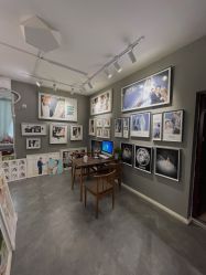 -伯爵婚纱摄影(光谷店)