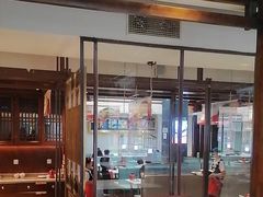 -阿瓦山寨·湘菜现炒·剁椒鱼头王(咸阳总店)