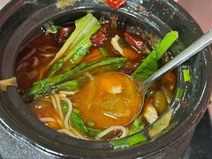 -李记特色罐罐米线(重庆中环大厦店)
