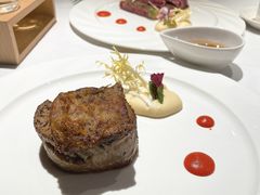 菲力牛排配香煎鹅肝-王品牛排(杭州大厦店)