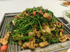 -大鸭梨烤鸭店(金顶街店)